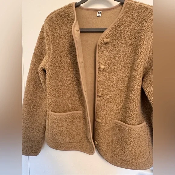 UNIQLO Sherpa with Fleece Lined Button-Down Jacket, Taupe, Small - Picture 3 of 5